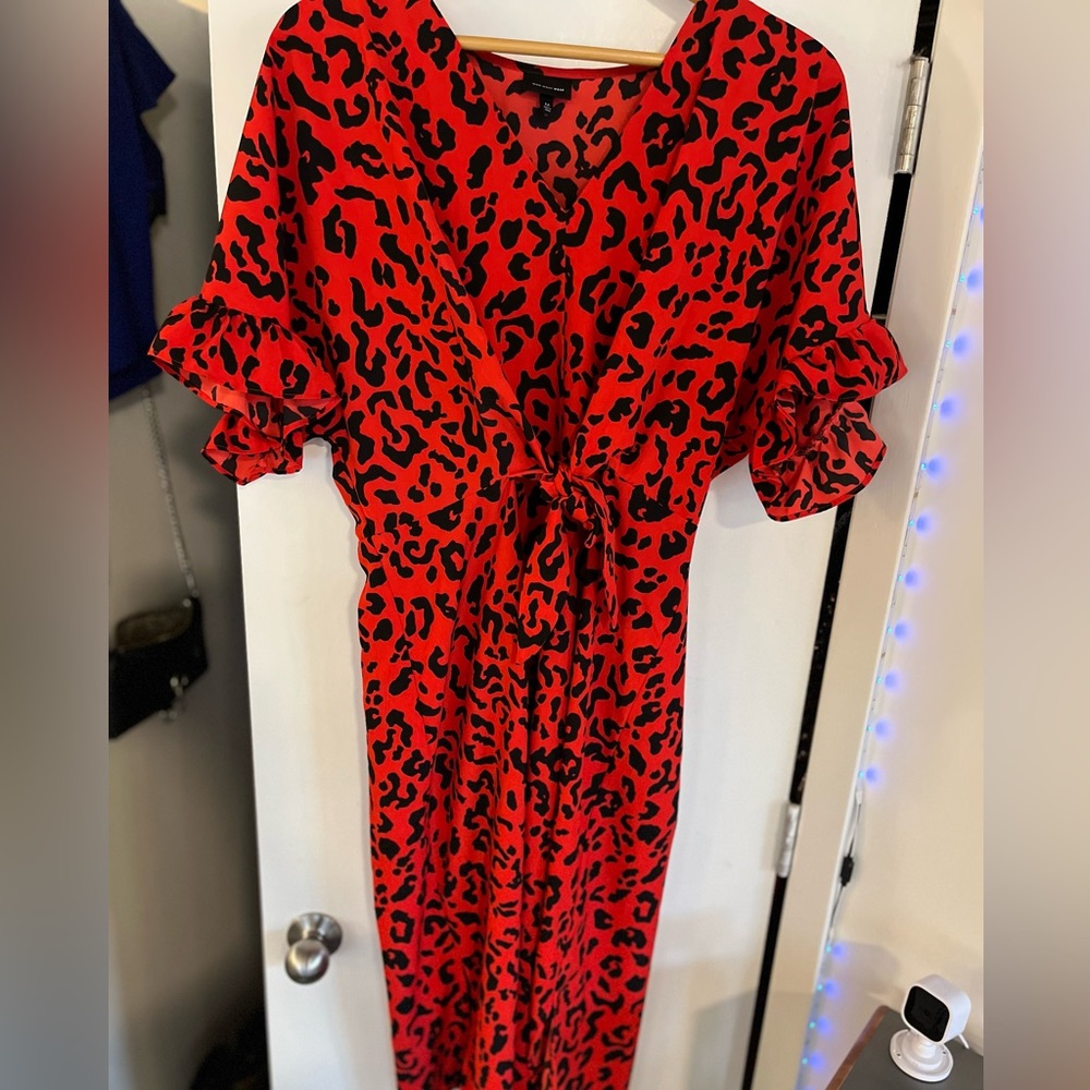 Who What Wear red/black leopard print dress